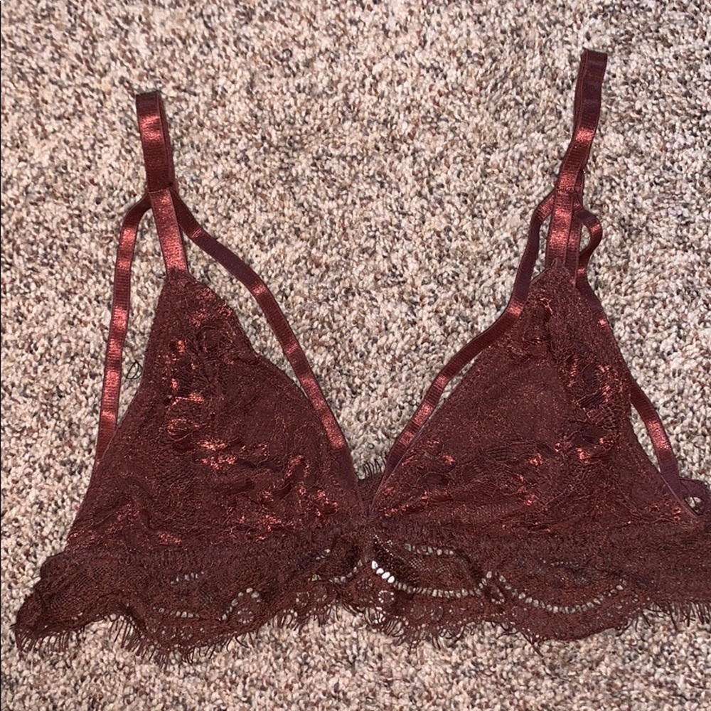 SIZE M CHARLOTTE RUSSE BRALETTE
